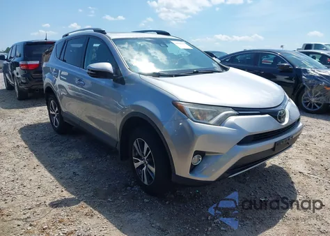 2017 Toyota Rav4 Xle z USA, uszkodzony, nr VIN 2T3RFREV5HW656166